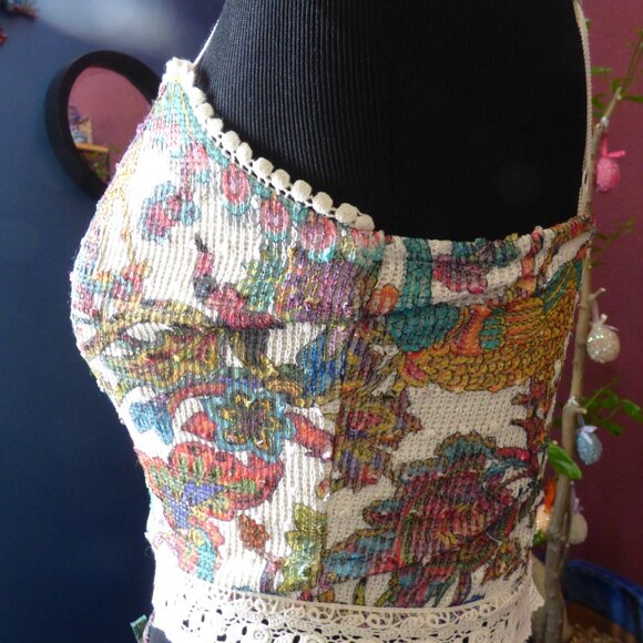 QUIRKY GOTH BOHO COWGIRL CROPPED CAMI MULTI PEACOCK SEQUINS LINED LACE ZIP M L - Picture 2 of 11
